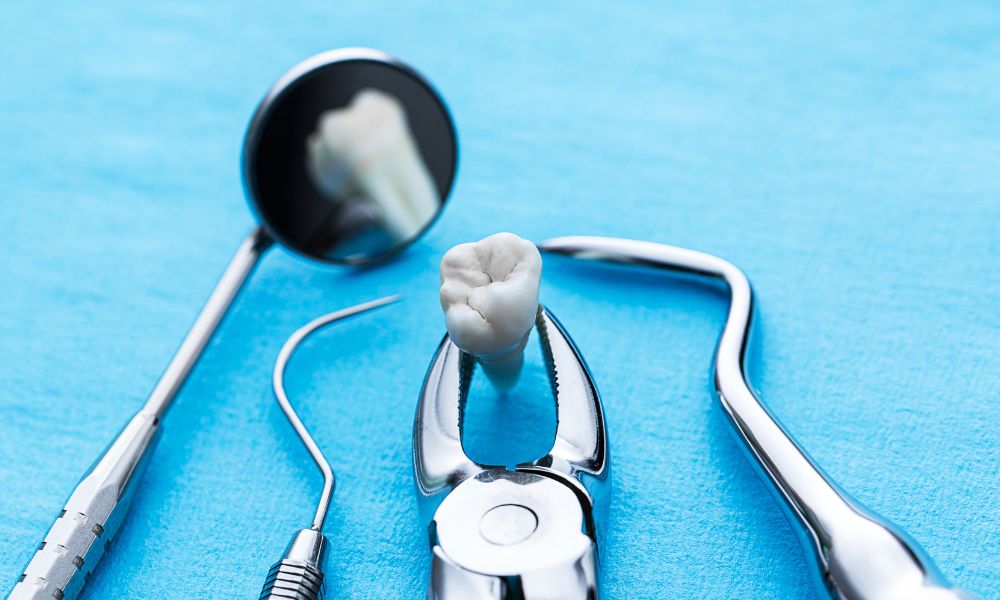 Dentist for Wisdom Tooth Extraction